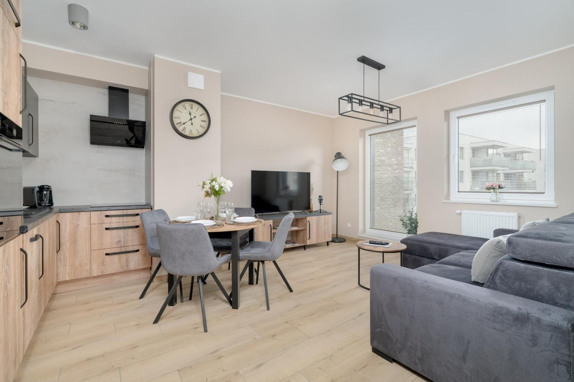 Cosy And Bright Apartment With Parking In Poznan By Noclegi Renters מראה חיצוני תמונה